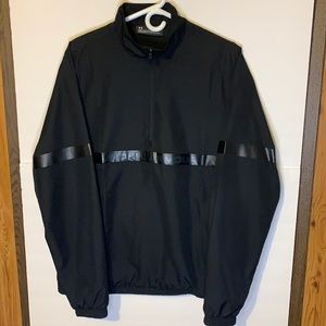 Under Armour Black pullover Large